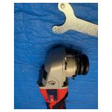 Brand New -Milwaukee M18 brushless cordless 4-1/2' / 5' cut-off grinder (model 2686-20