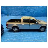 Diecast Pickup Trucks – Chevrolet Silverado & Ford F-150 Crew Cab (Pair)