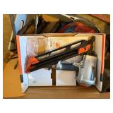 FRAMING NAILER