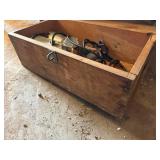 BOX WITH BELT SANDER