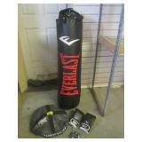 (EW2) Everlast 100 Lb Heavy Punchin...