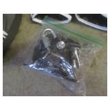 (EW2) Everlast 100 Lb Heavy Punchin...