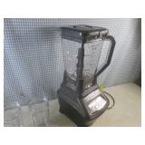(A-2) Ninja Professional Blender wi...