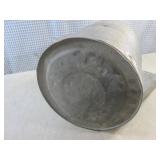 (EC1) Vintage Galvanized Metal Wate...