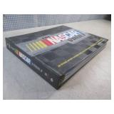 (CNTR) The Nascar Vault An Official...