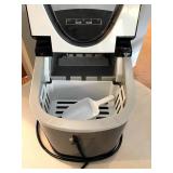 Electric Ice-maker