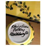 Olive-patterned Pottery Set