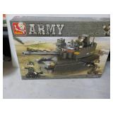 Stuban Army 224 pcs...