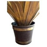 DR - Metal Plant Sculpture - Gold Toned Leaves