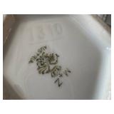 3-Piece Vintage Porcelain Creamer Set - Blue Floral Motifs with Gold Trim