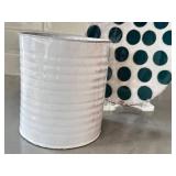 Astier de Villeneuve Paris Plate & 2 Ribbed Cylinders