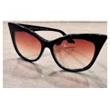 K7 - Dita Magnifique Eyeglass Frames 22015-F-NVY-56