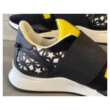 CL - Givenchy Paris Two-Tone Elastic Runner Sneakers - Yellow/Black, US 7.5