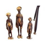 KP -Flying Saucer with Alien Family - Flying Saucer with Alien Family by Scott Nelles