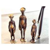KP -Flying Saucer with Alien Family - Flying Saucer with Alien Family by Scott Nelles