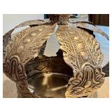 LR - Decorative Metal Crown