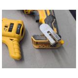 DeWalt® 20V Drywall Screw Gun DCF620 with Collated Attachment DCF6201