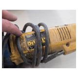 DeWalt® 16 Gauge Nibbler DW897