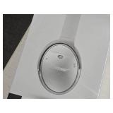 Bose QuietComfort 35 II Noise Cancelling Wireless Headphones (in original packaging)