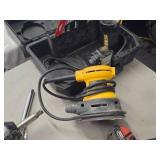 DeWalt® Random Orbit Palm Sander DW421 with Case
