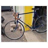 Trek 420 24' Men's 10-speed Street Bike 25' Blue Frame
