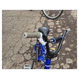 Haro Shredder 12' Boy's 1-speed BMX Bike 9' Blue Frame