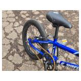 Haro Shredder 12' Boy's 1-speed BMX Bike 9' Blue Frame