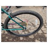 Big Horn 22' Men's Trail Bike 21' Green Frame