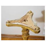Arts & Craft Pedestal Stand
