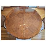 Scalloped Edge Provincial Kitchenet Table (Four Chairs & Additional Leaf)