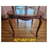 Scalloped Edge Provincial Kitchenet Table (Four Chairs & Additional Leaf)