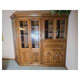 Classic Oak Display Hutch