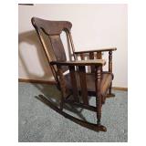 Antique Style Solid Wood Armchair with Saddle Seat