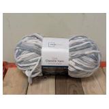 NEW MAINSTAYS COZY CHENILLE YARN 220YARDS GRAY/CREAM