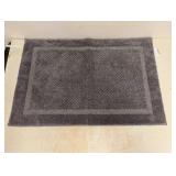 NEW PURELY INDULGENT BATH MAT GRAY