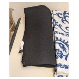 RUGGABLE MACHINE WASHABLE AREA RUG WITH SLIPMAT DELPHINA DELFT BLUE