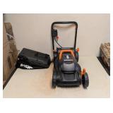 WORX POWER SHARE 40V ELECTRIC LAWNMOWER W/BATTERY CHARGER