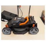 WORX POWER SHARE 40V ELECTRIC LAWNMOWER W/BATTERY CHARGER
