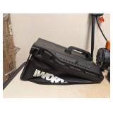 WORX POWER SHARE 40V ELECTRIC LAWNMOWER W/BATTERY CHARGER