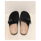 NEW CAT & JACK KIDS TATE CLOGS SIZE 4 BLACK