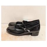 NEW CAT & JACK GIRLS SHOES SIZE 4 BLACK