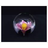 Vintage Dynasty Gallery Flower Paperweight