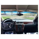 2011 CHEVROLET SUBURBAN LT *4x4* (NO RESERVE)