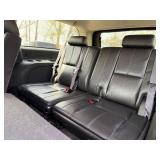 2011 CHEVROLET SUBURBAN LT *4x4* (NO RESERVE)