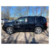 2011 HONDA PILOT EX-L *2 Owner* (NO RESERVE)