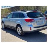 2013 SUBARU OUTBACK 2.5I LIMITED *All Wheel Drive* (NO RESERVE)