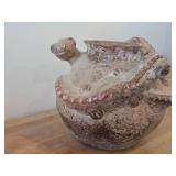 Lizard theme Hand-made Clay Pot Vase by Kel-Ha (Mexico)