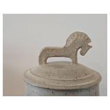 Handmade Stoneware Hugnad heiine er dagley gjestebod Lidded Jar (Signed) (1997) (Norway)