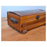 Vintage Pilgrim Village theme Carved Wooden Trinket / Jewelry Box with Latch Closure 11' x 6' x 4'