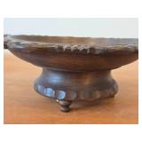 Vintage Hand carved Wood Pedestal Plate Music Box Featuring the Song Nach Regen Scheint Sonne Weggiserlied (Switzerland) 12' x 8' x 3 1/2'